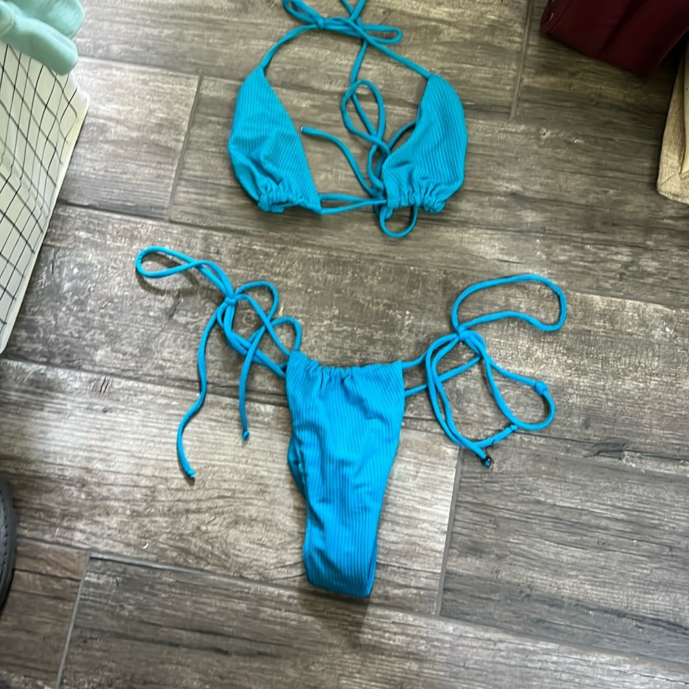 Blue frankies bikini